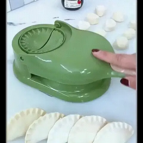 خرید پیراشکی و سمبوسه زن دو کاره؛ قالبی برای آشپزی