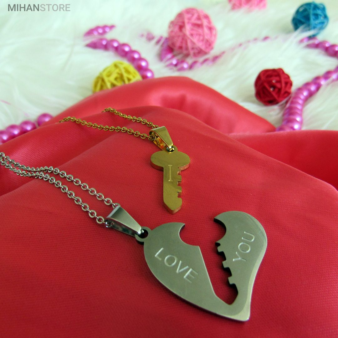 خرید ست گردنبند عاشقانه قلب و کلید؛ گردنبند زوج با حک I LOVE YOU - تصویر 3